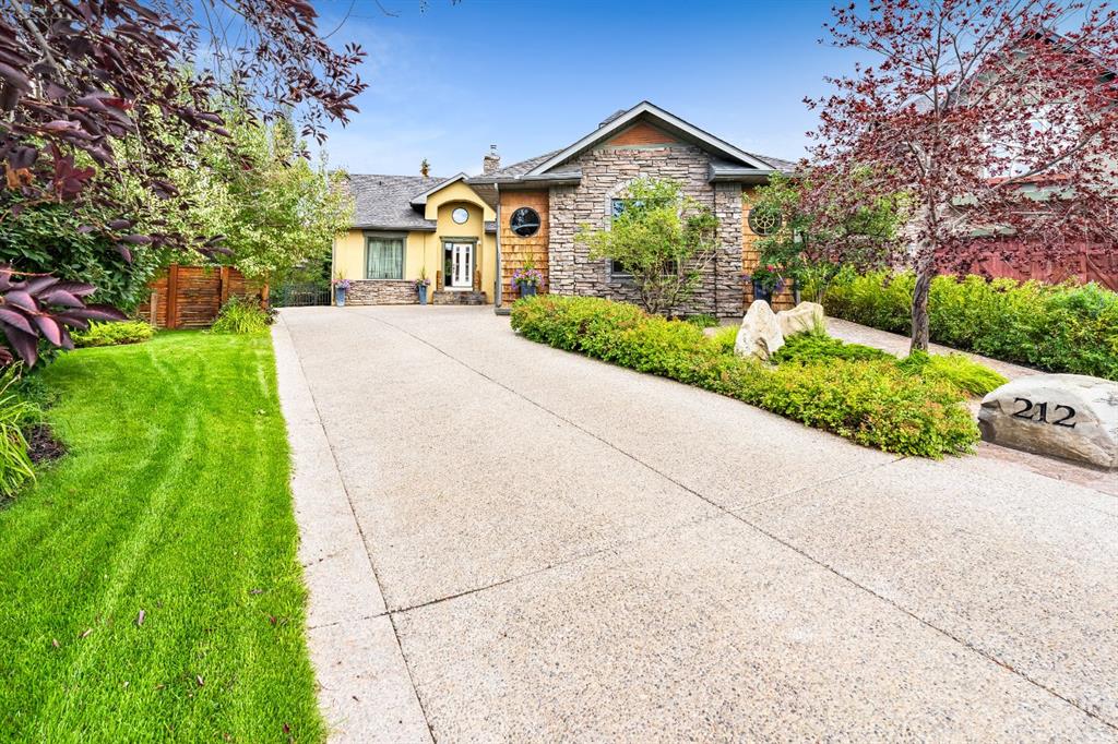 212 Aspen Meadows Place SW