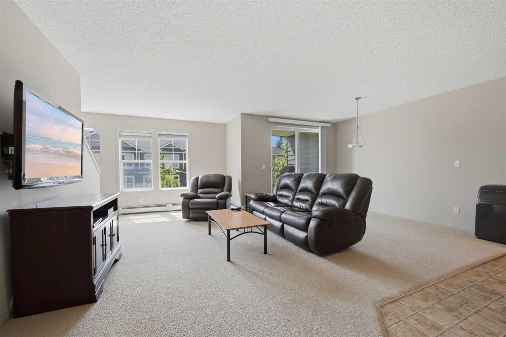 18 Auburn Bay Common SE photo 5