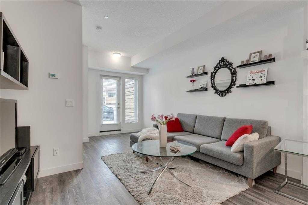 730 5 Street NE #308 photo 5