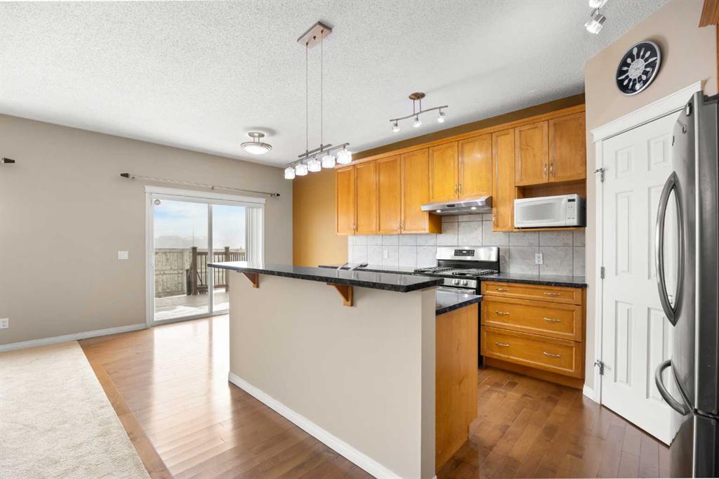65 Panora Way NW photo 3