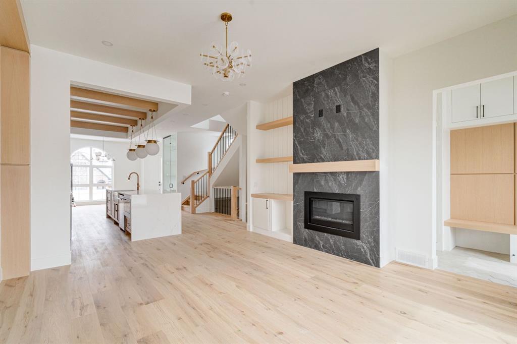 2447 29 SW photo 2