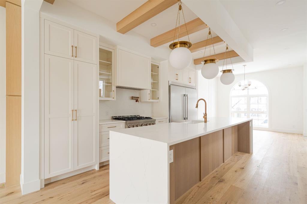 2447 29 SW photo 3