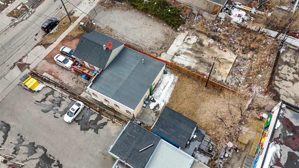 434 Meredith Road NE photo 4