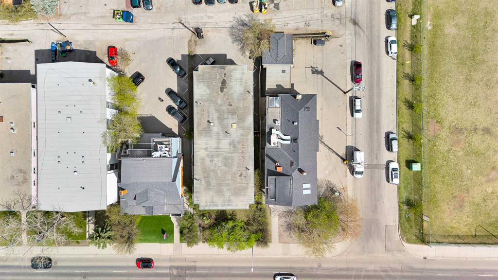1850 14 Street SW photo 3