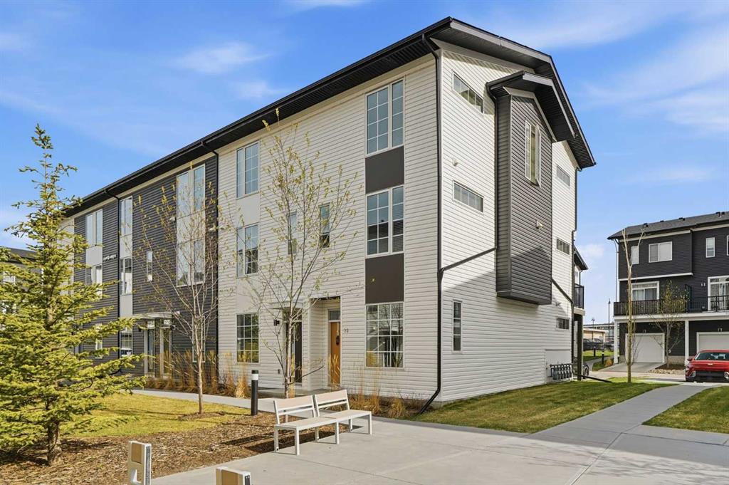 32 Walgrove Common SE