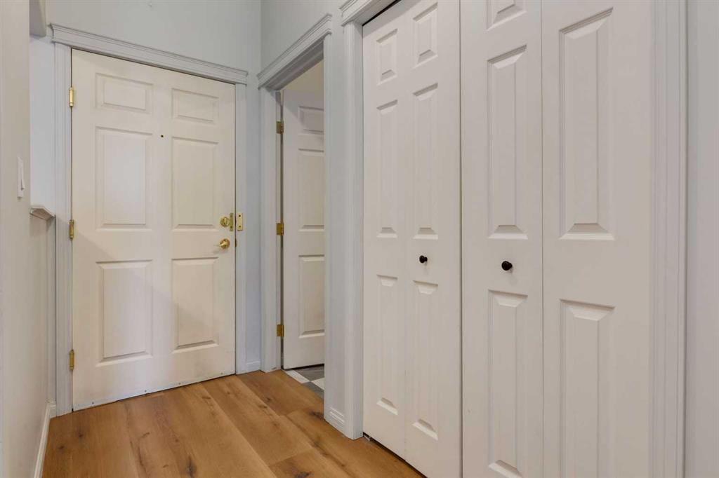 1919 31 Street SW #304 photo 5