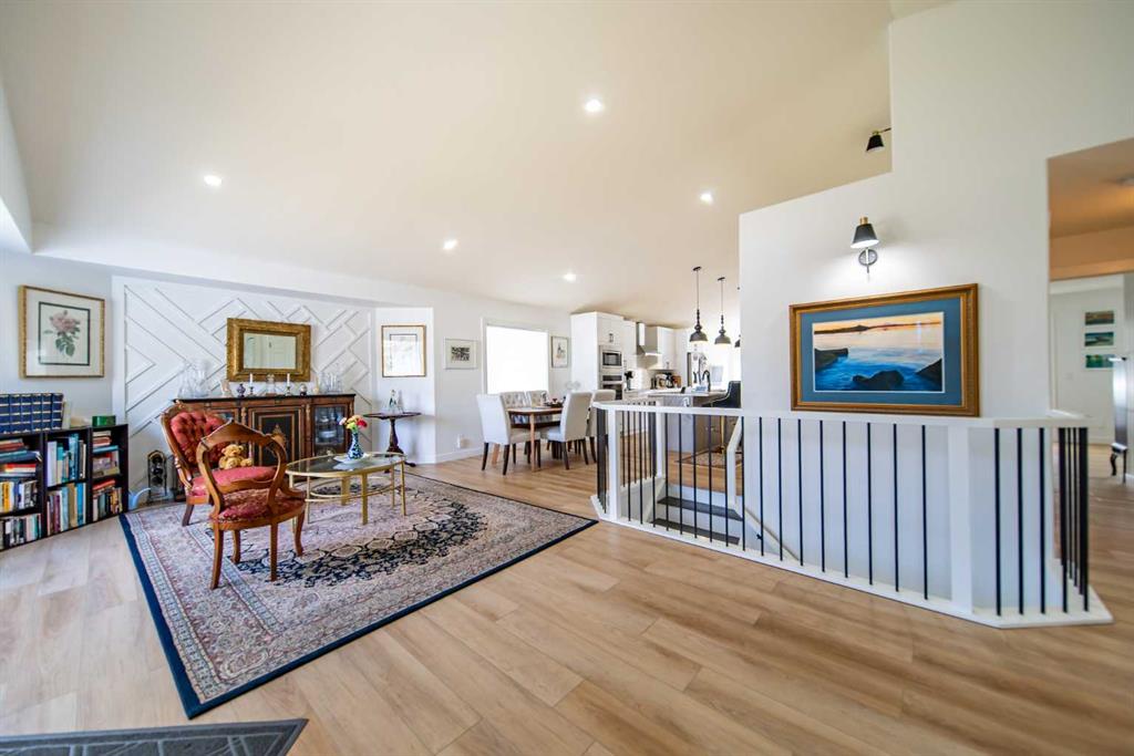 9 Scripps Landing NW photo 5