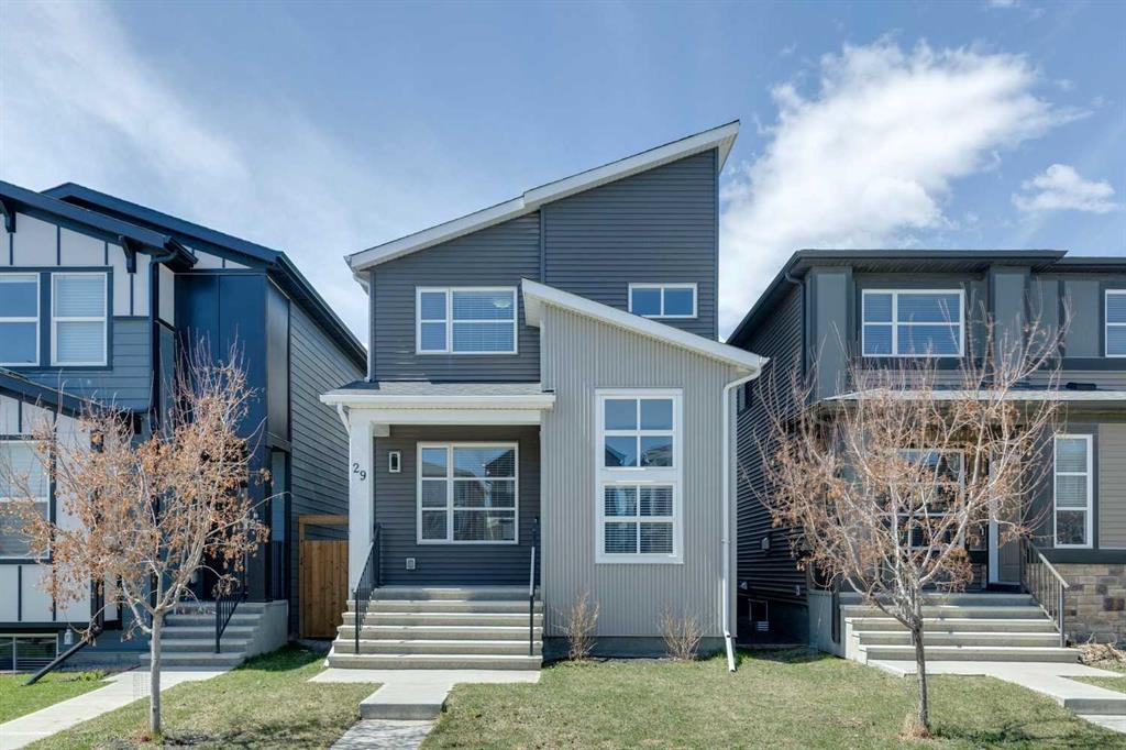 29 Howse Row NE