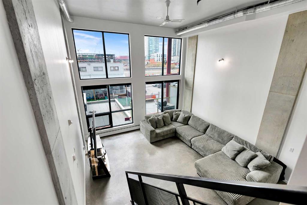 535 8 Avenue SE #216 photo 2
