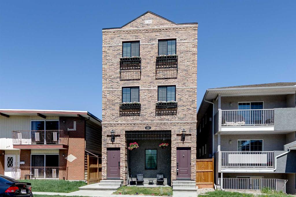 232 20 Avenue NE #3