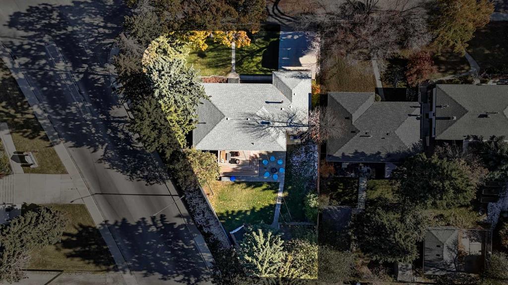 3003 25 Street SW photo 3