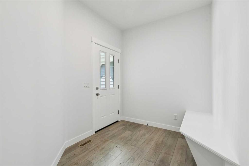 458 Hotchkiss Manor SE photo 3