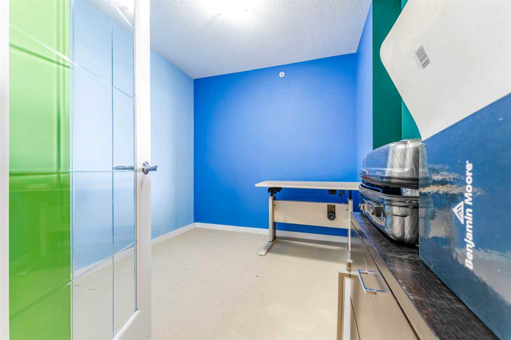 1108 6 Avenue SW #1202 photo 3