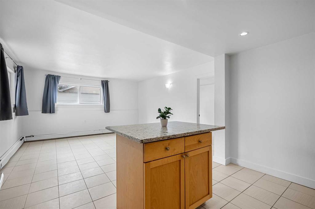 2111 14 Street SW #104 photo 4