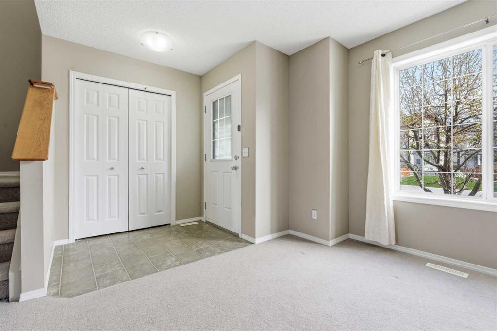 49 Evermeadow Manor SW photo 2
