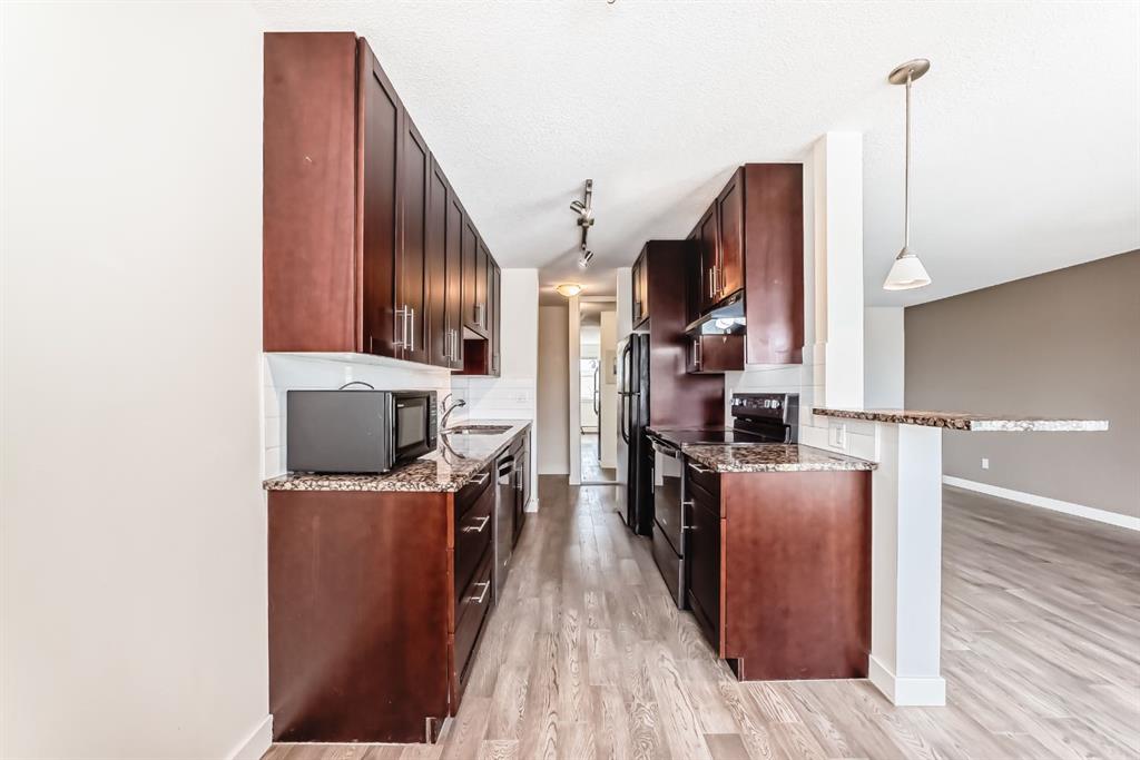 4455A Greenview Drive NE #302 photo 5