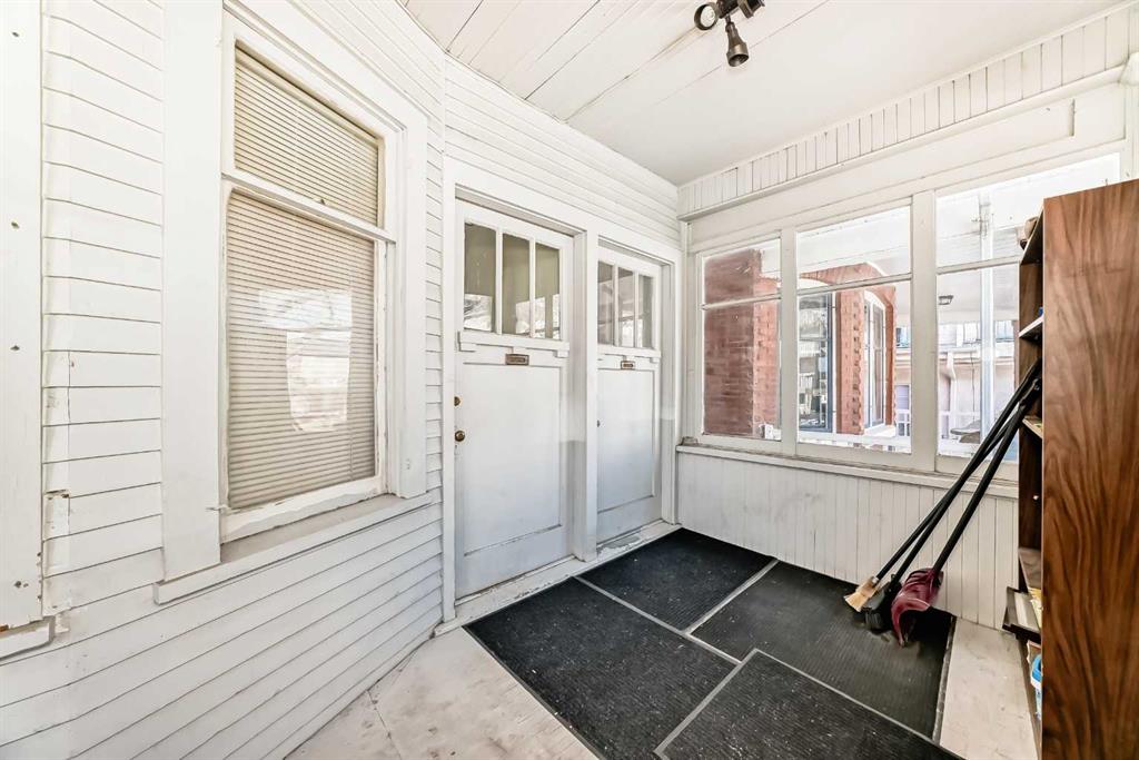 1227 13 Avenue SW photo 3