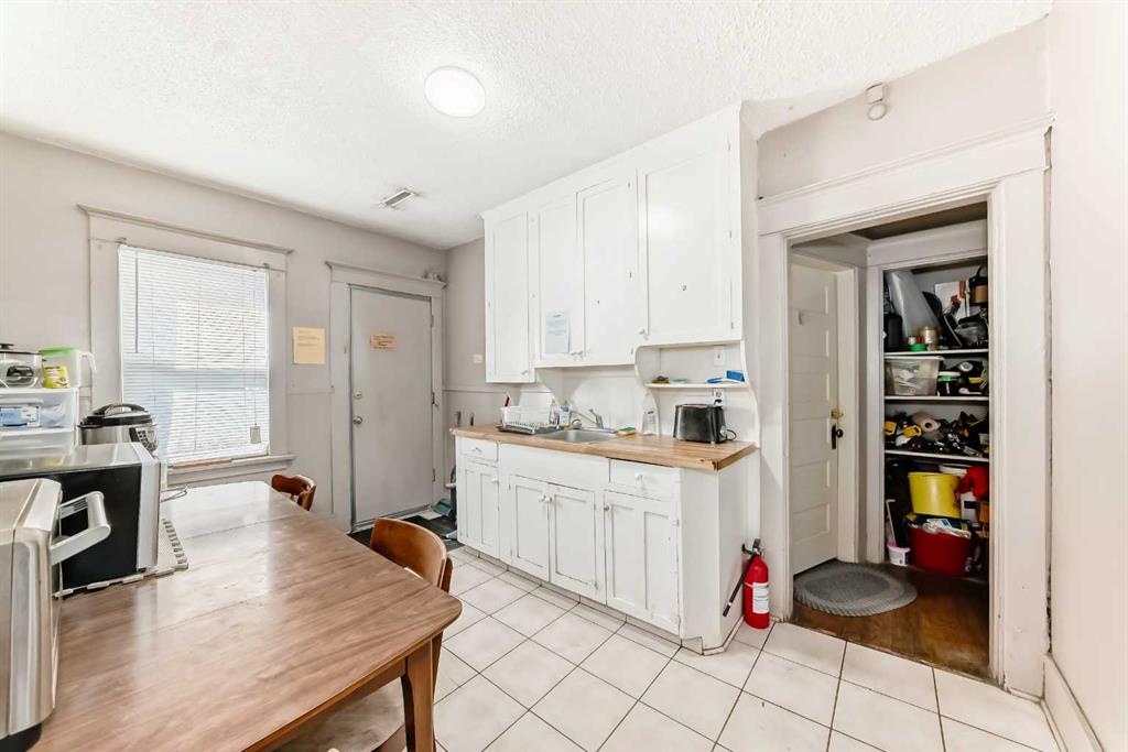 1227 13 Avenue SW photo 5