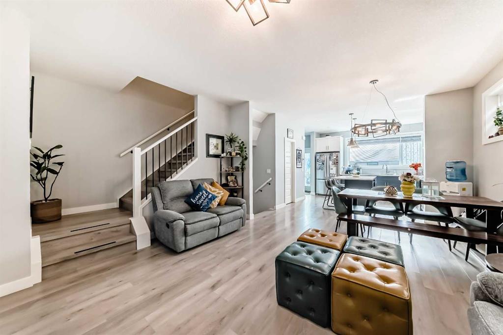 15053 37 Street SW photo 5