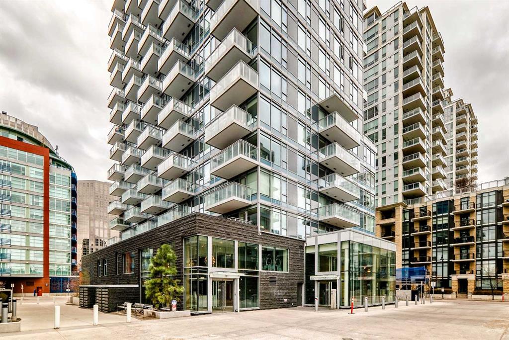108 Waterfront Court SW #104