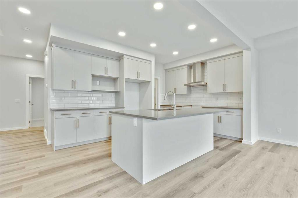 400 Heartwood Grove SE photo 2