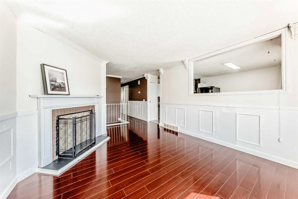 4208 58 Street NE photo 4