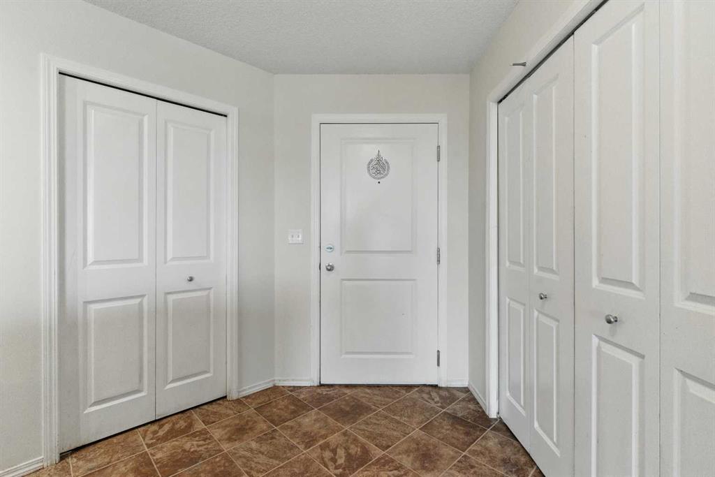 15 Saddlestone Way NE #409 photo 3