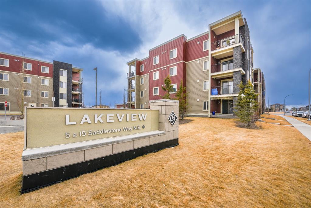 5 Saddlestone Way NE #302