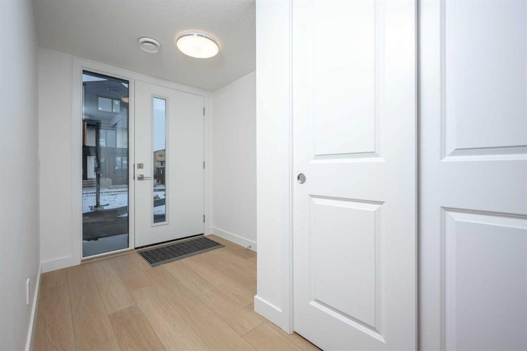 8535 19 Avenue SE #302 photo 2