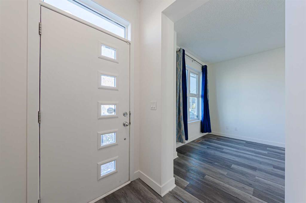 83 Savanna Park NE photo 4
