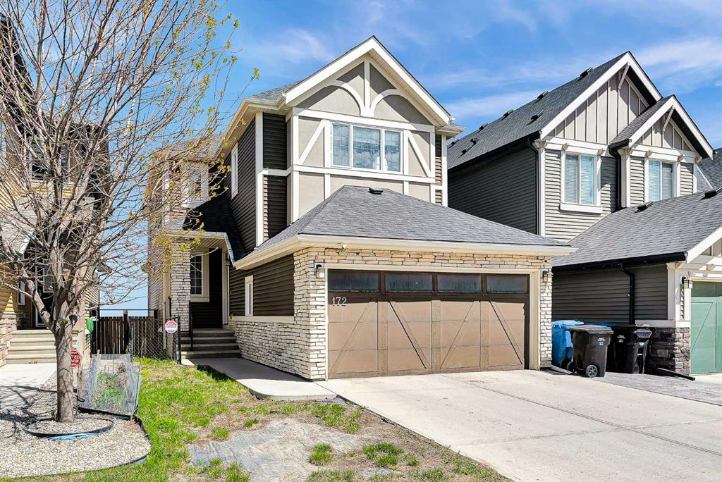 172 Sherwood Square NW photo 2