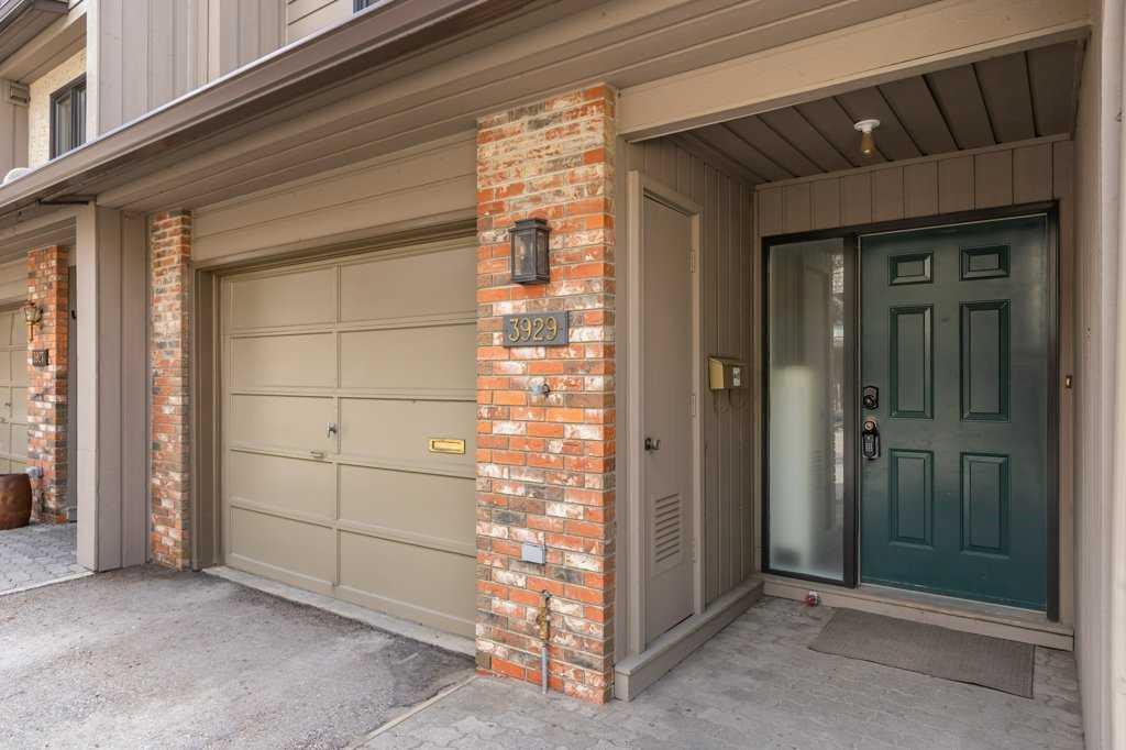 3929 Point Mckay Road NW photo 2