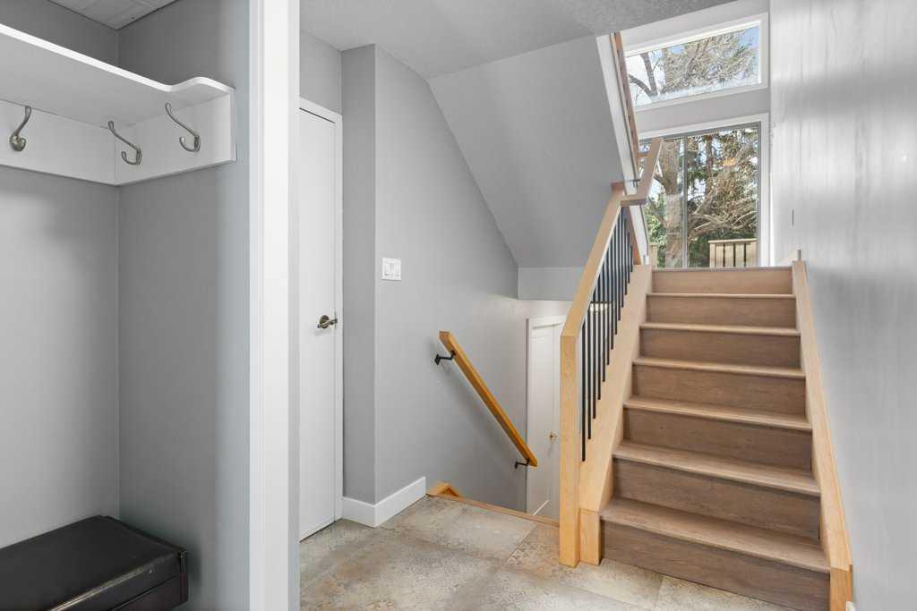 3929 Point Mckay Road NW photo 4