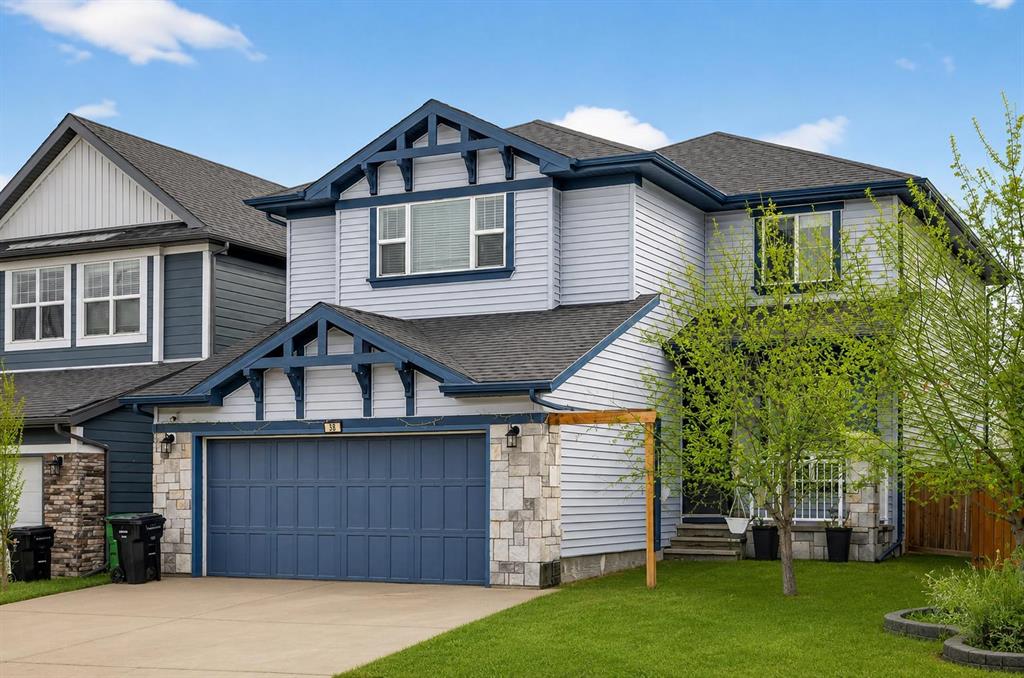 38 Silverado Skies Crescent photo 2