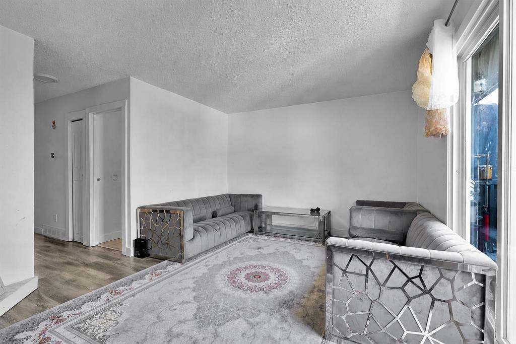 4543 7 Avenue SE #3 photo 5