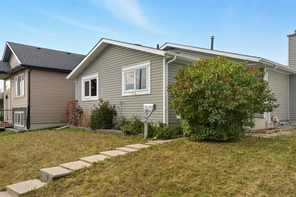 108 Falchurch Crescent NE photo 3