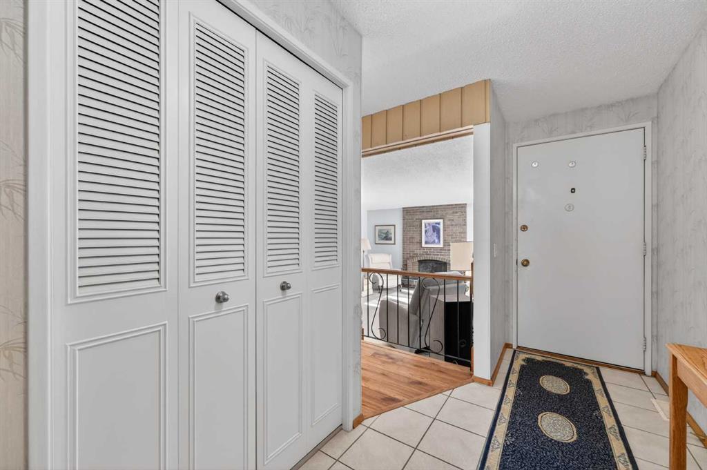 6451 70 Street NW photo 4