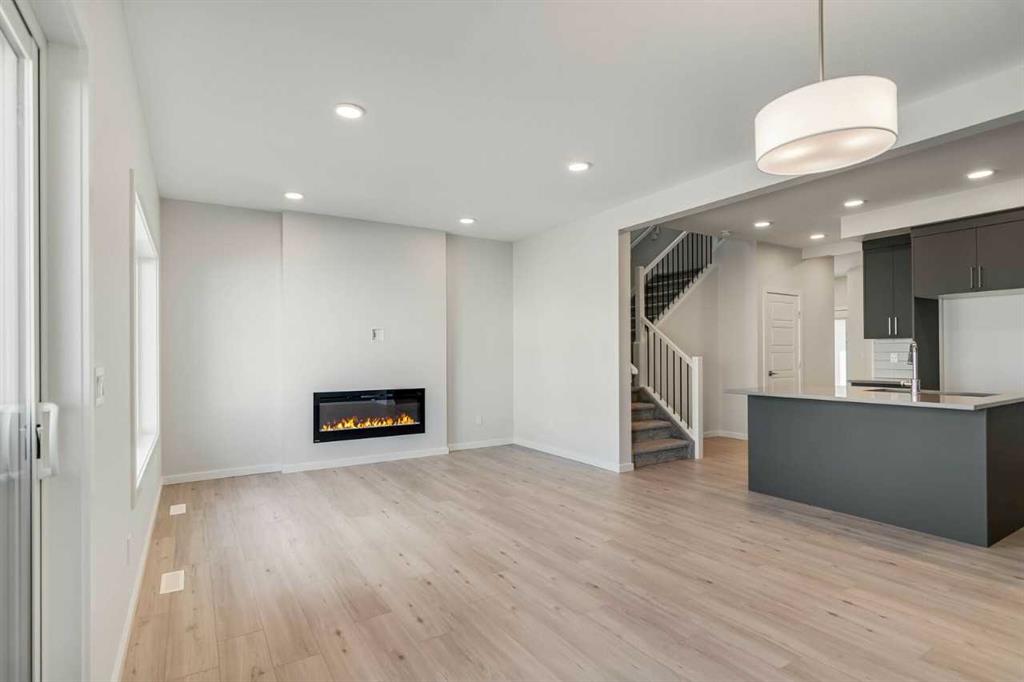 408 Heartwood Grove SE photo 5