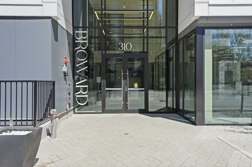 310 15 Avenue SW #309 photo 3