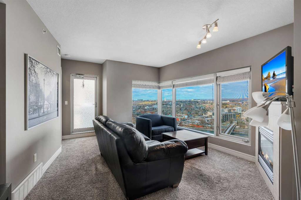 910 5 Avenue SW #2402 photo 4