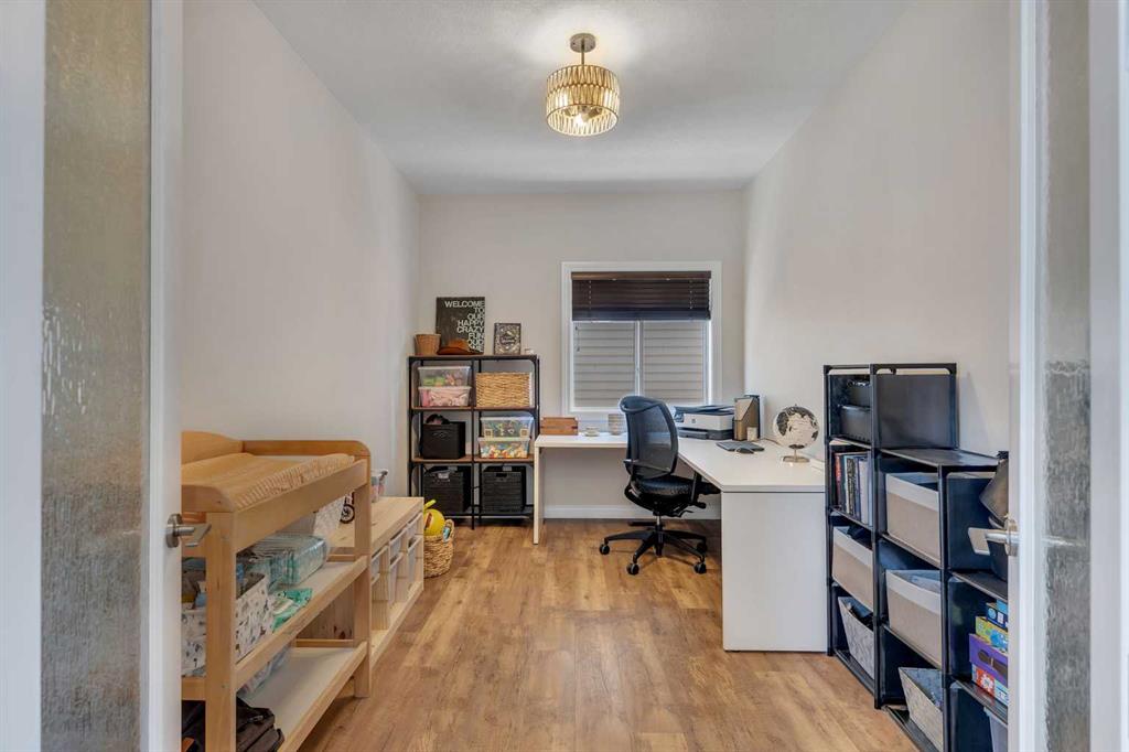 60 Baywater Court photo 5