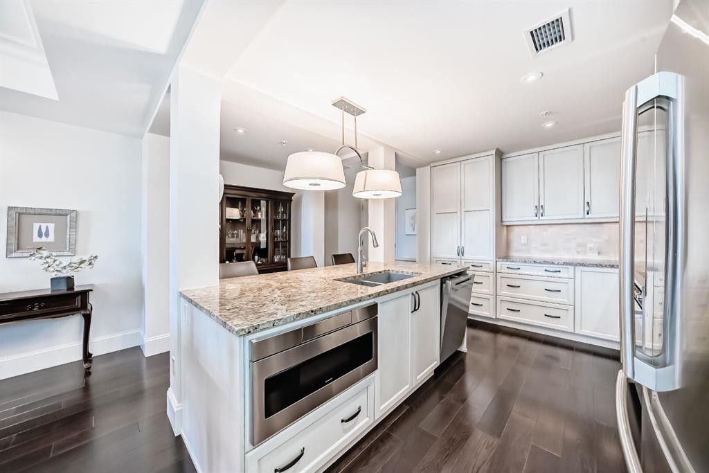 211 Quarry Way SE #404 photo 5