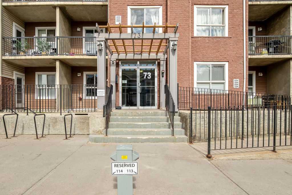 73 Erin Woods Court SE #4301 photo 2