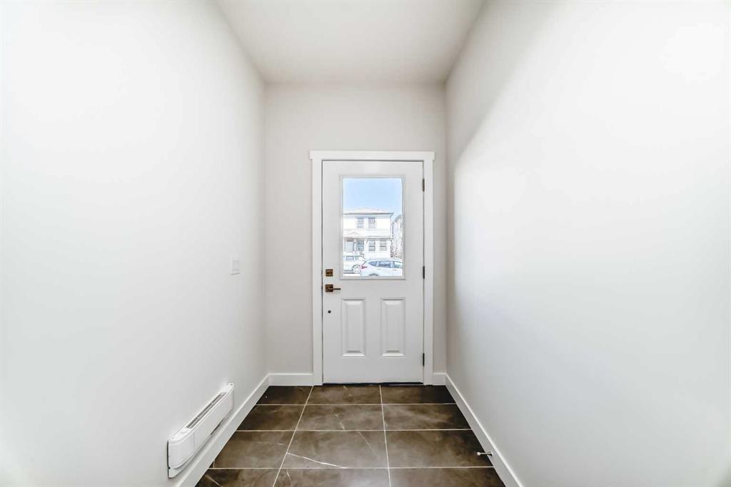 21 Cornergate Place NE photo 4