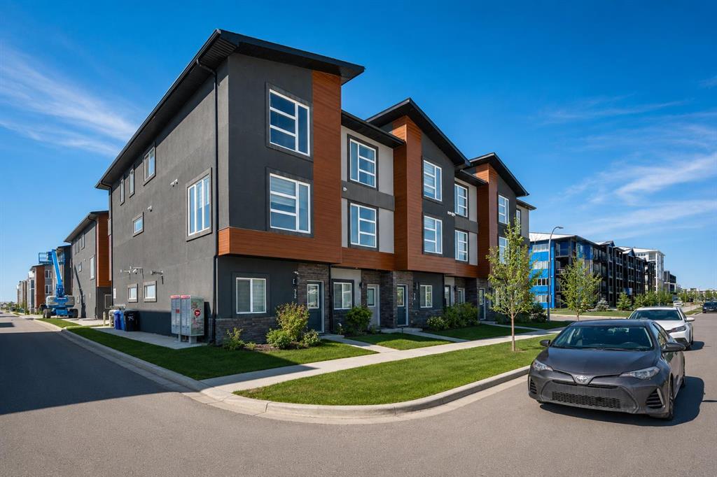 76 Skyview Link NE photo 3