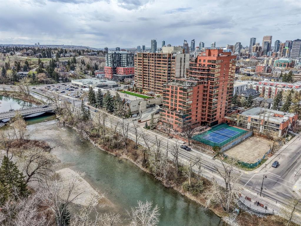 318 26 Avenue SW #704 photo 4