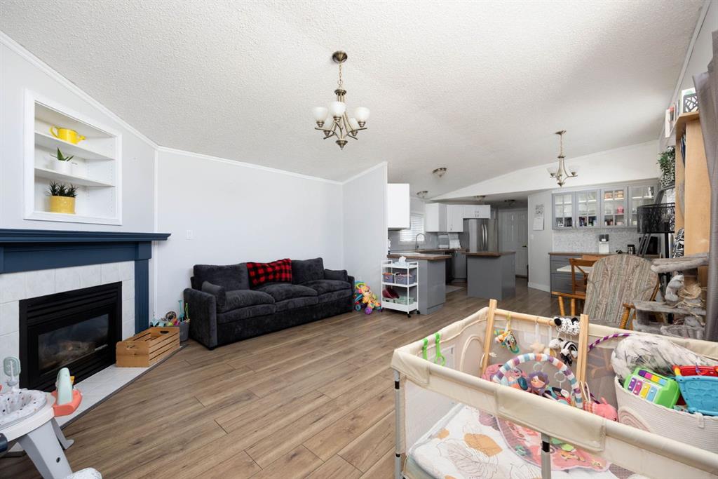 177 Couture Lane photo 3