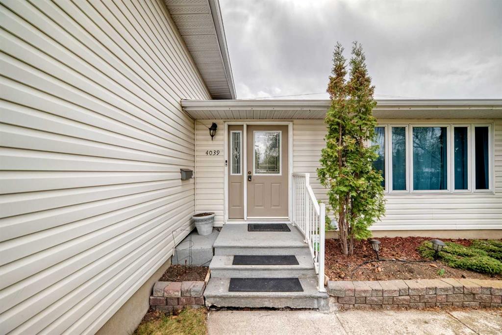 4039 5 Avenue SW photo 2