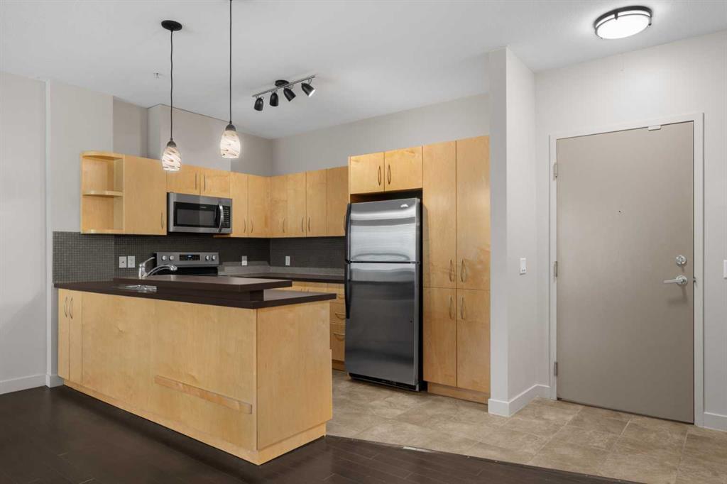 69 Springborough Court SW #107 photo 5