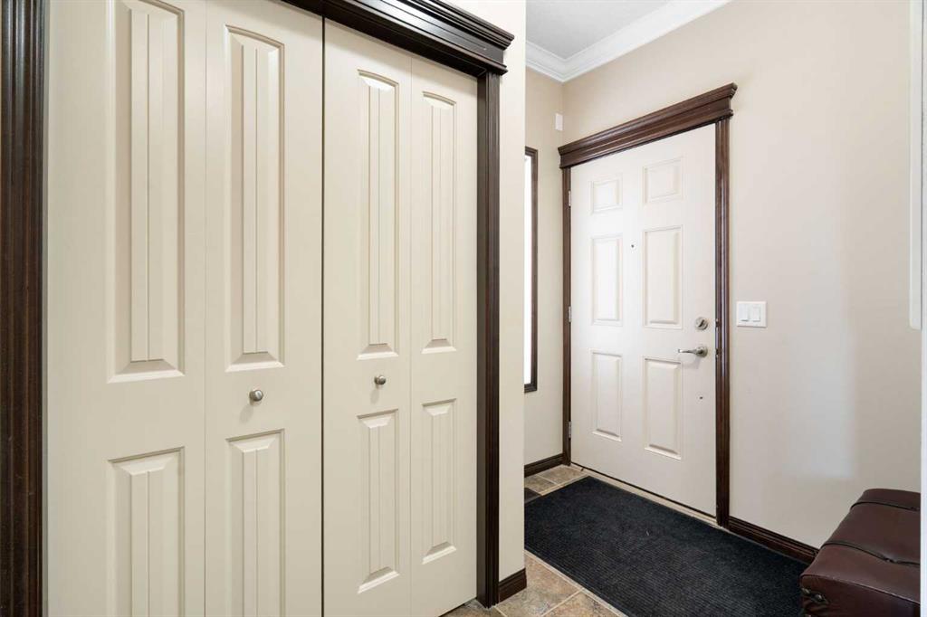 196 Nolanfield Way NW photo 3